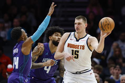 Michael Porter scores 22 points, Nuggets use dominant 3rd quarter to beat Hornets 102-95